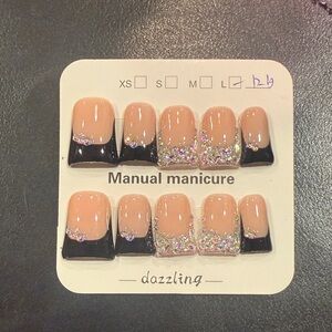 PRESS ON Dazzling Black “DUCK” style with Glitter Press-On Nails